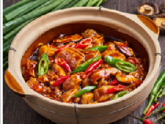 黃燜雞飯進(jìn)軍美國，中國餐飲三巨頭進(jìn)軍海外